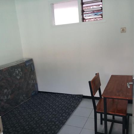 Welirang 20B Homestay - Max 2 Orang Per Kamar Malang Eksteriør billede